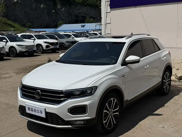 Volkswagen T-ROC 2021 Facelift 280TSI DSG 4WD Luxury Smart Connect Edition