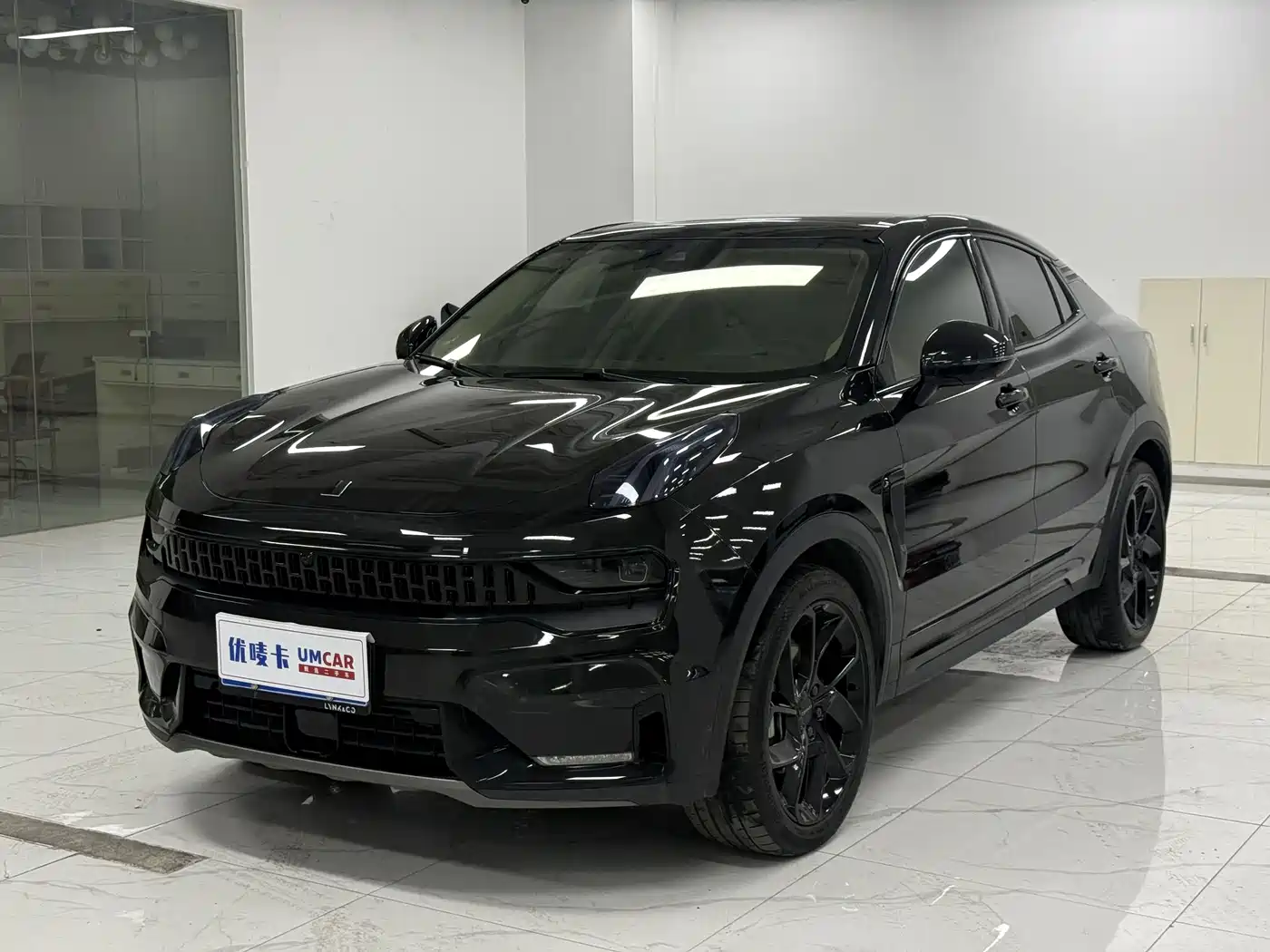 Lynk & Co 05 2022 2.0TD 2WD Shine Halo