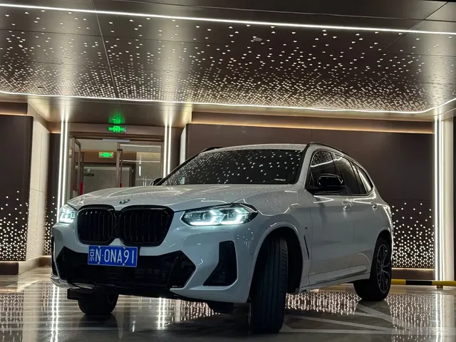 BMW X3 2025 xDrive25L Luxury Package