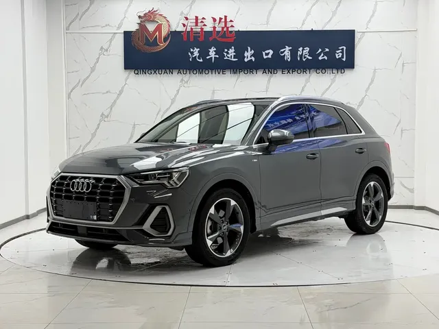 Audi Q3 2023 35 TFSI Fashion Dynamic (1.4T)