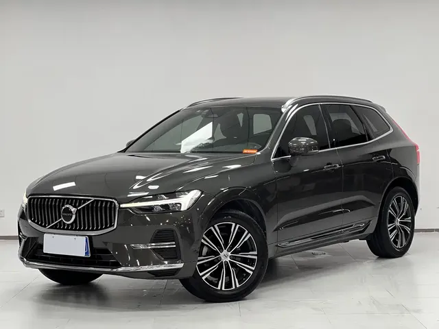Volvo XC60 2022 B5 AWD Inscription