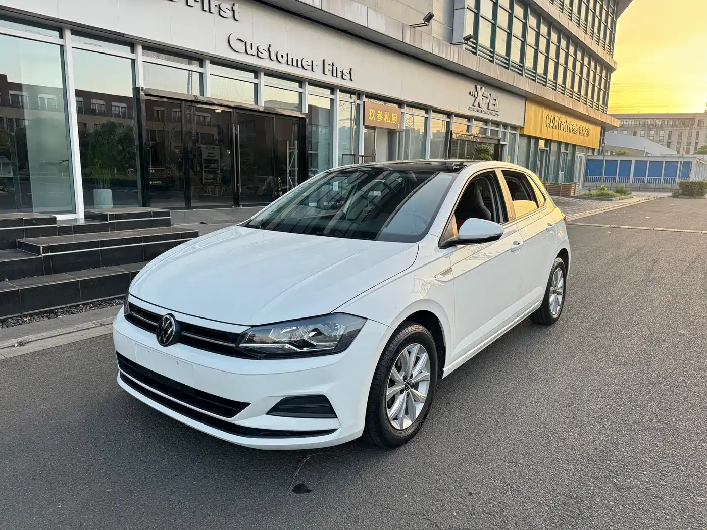 Volkswagen Polo 2023 Plus 1.5L Automatic Panorama Enjoyment Edition