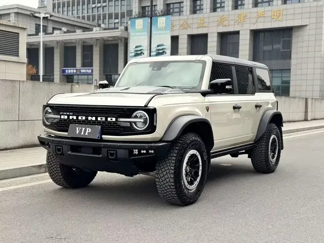 Ford Bronco 2024 2.3T Badlands