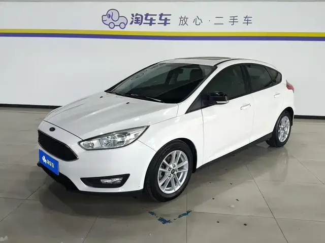 Ford Focus 2018 Hatchback Classic EcoBoost 125 Automatic Super Trend Smart Edition