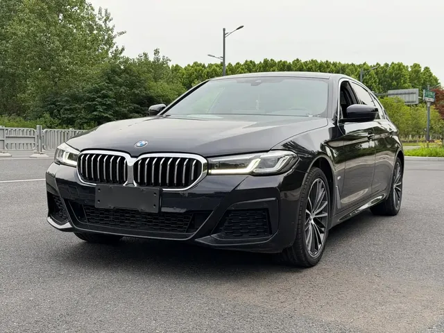 BMW 5 Series 2022 Model Second Facelift 530Li Leading M Sport Package