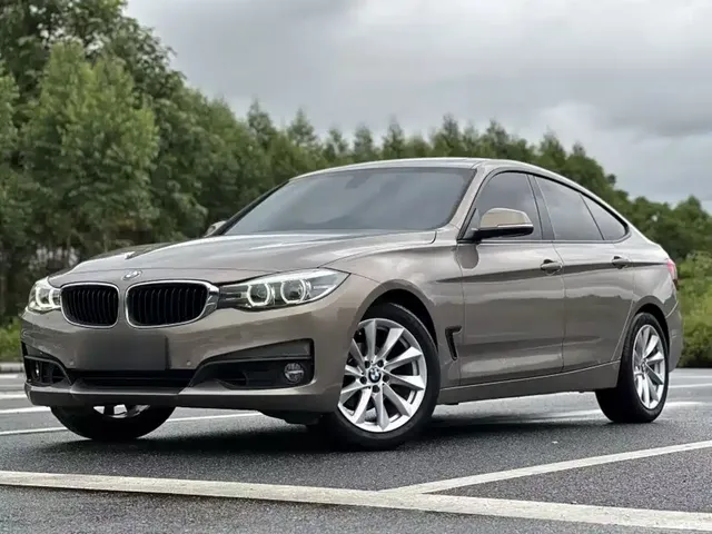BMW 3 Series GT 2018 320i Fashion