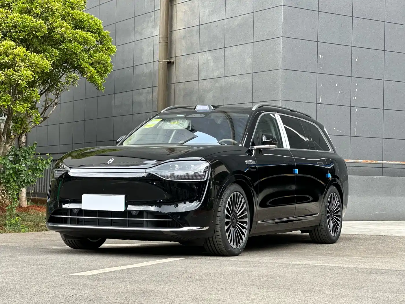 AITO Wenjie AITO M9 2025 Extended Range Ultra 52kWh 6-Seater
