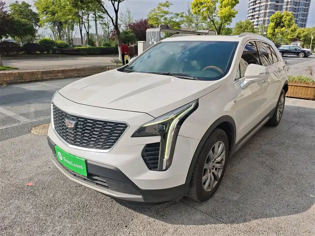 Cadillac XT4 2020 28T FWD Leading Trim