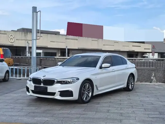 BMW 5 Series 2020 525Li M Sport Package