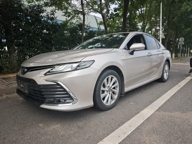 Toyota Camry 2021 2.0G Luxury Edition