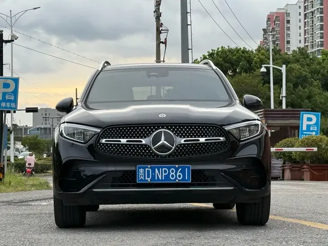 Mercedes-Benz GLC 2024 GLC 260 L 4MATIC Luxury 5-seater