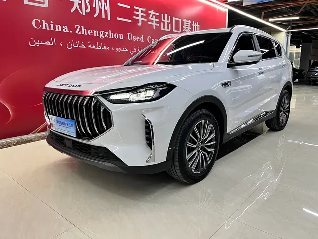 Jetour X70 PLUS 2025 Champion Edition 1.5T DCT Champion MAX 7-seater