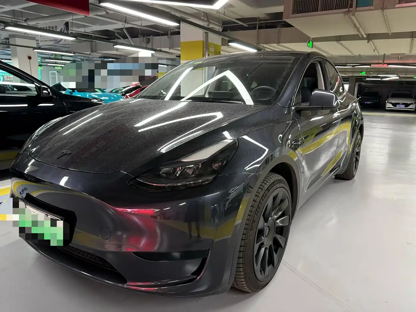 Tesla Model Y 2024 Rear-Wheel Drive Version