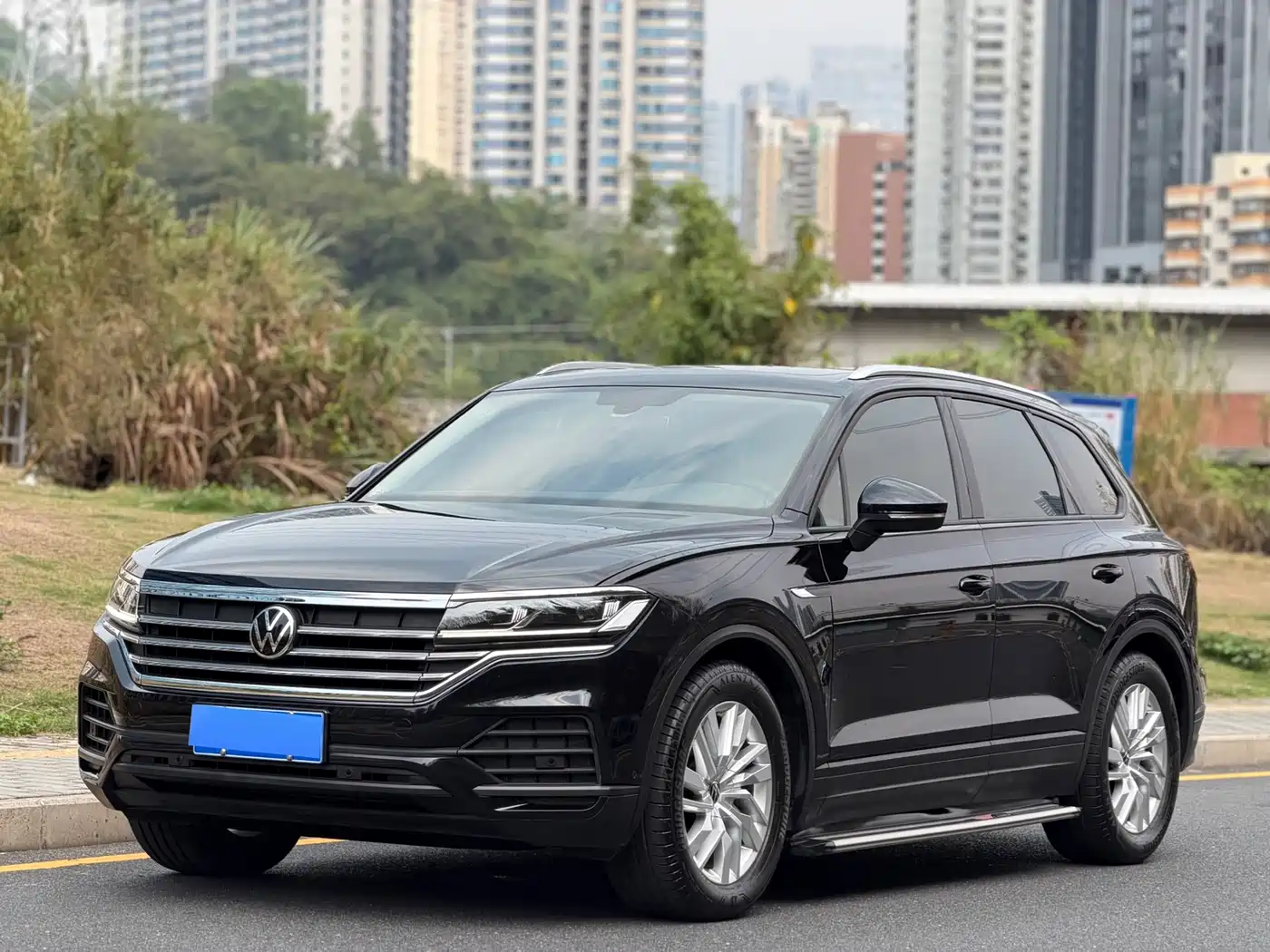 Volkswagen Touareg 2022 2.0TSI Pilot Special Edition
