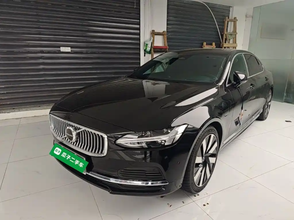 Volvo S90 Plug-in Hybrid 2024 PHEV AWD Long Range Excellence Luxury Edition