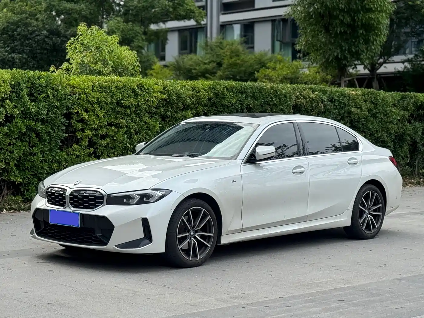 BMW 3 Series 2023 325Li M Sport Package