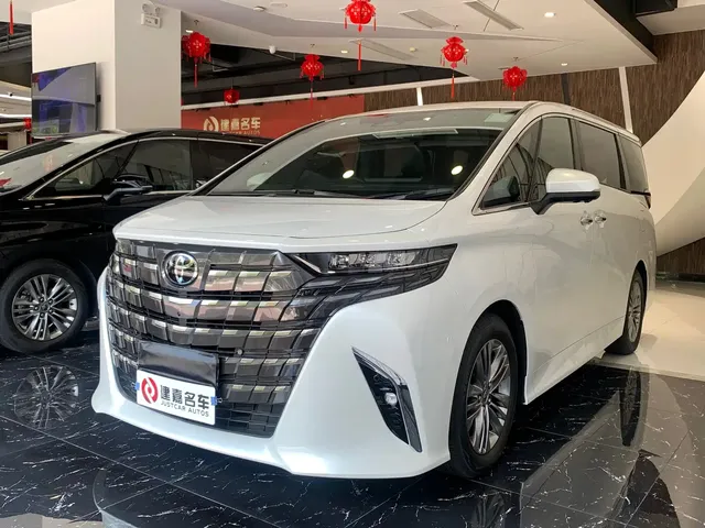 Toyota Alphard, 2025