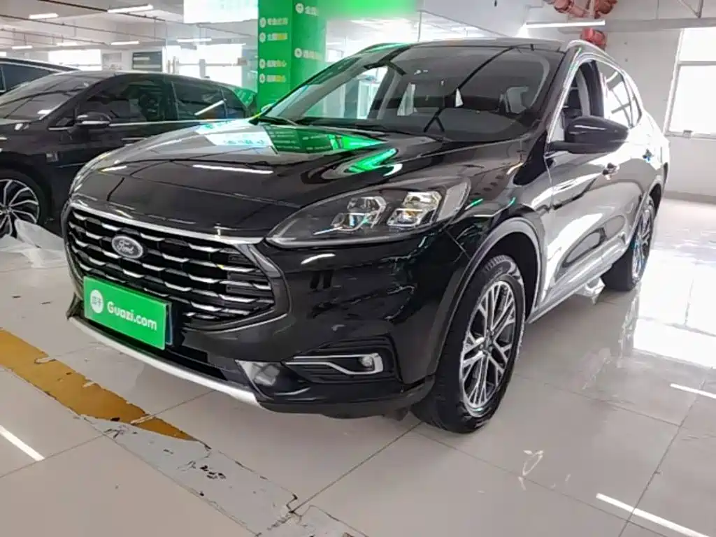 Ford Escape 2020 EcoBoost 245 2WD Premium Edition