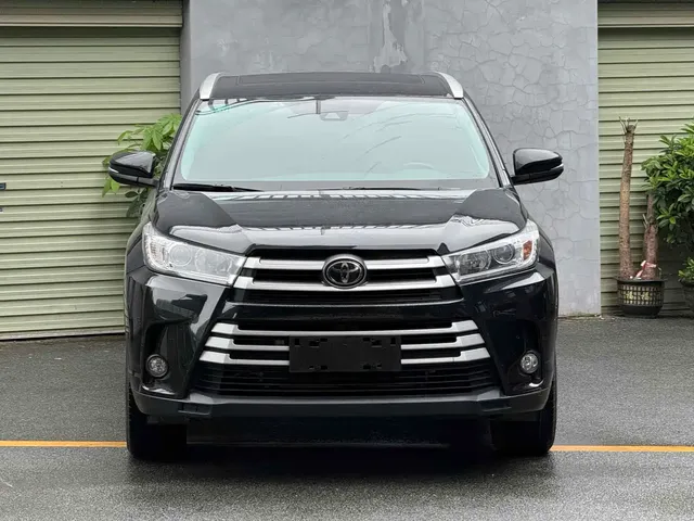 Toyota Highlander 2018 2.0T 4WD Luxury 7-seater China VI