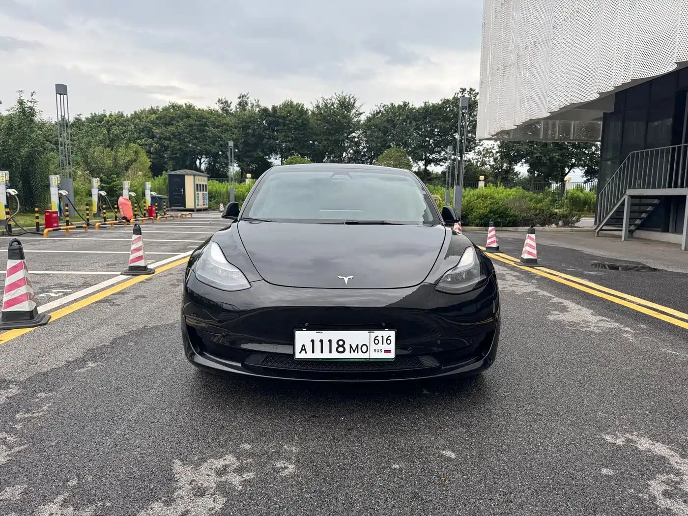 Tesla Model 3 2022 Model Rear-Wheel Drive Version