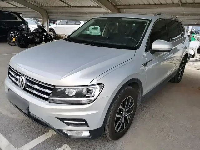 Volkswagen Tiguan L 2018 Facelift 330TSI Automatic 2WD Luxury Edition