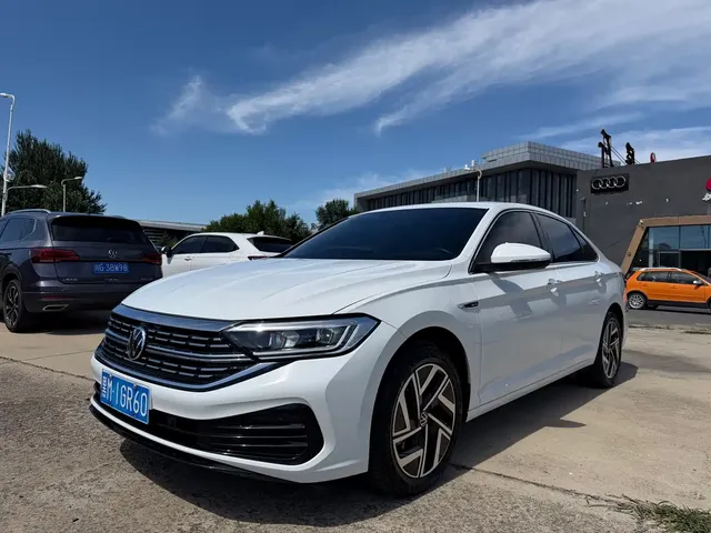 Volkswagen Sagitar 2023 Model Year 280TSI DSG Surpass Edition