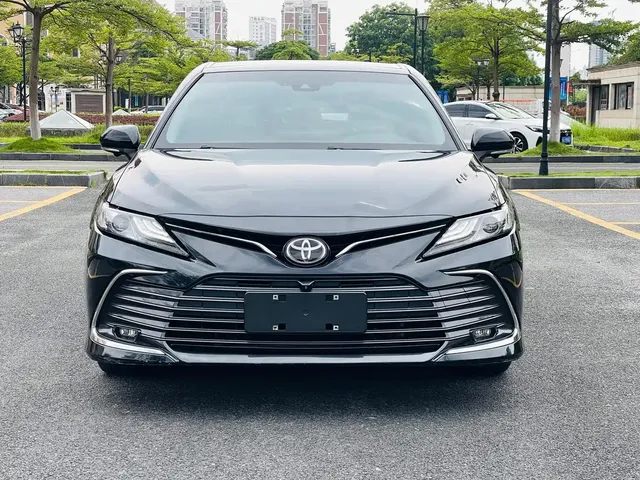 Toyota Camry 2021 2.5G Luxury Edition
