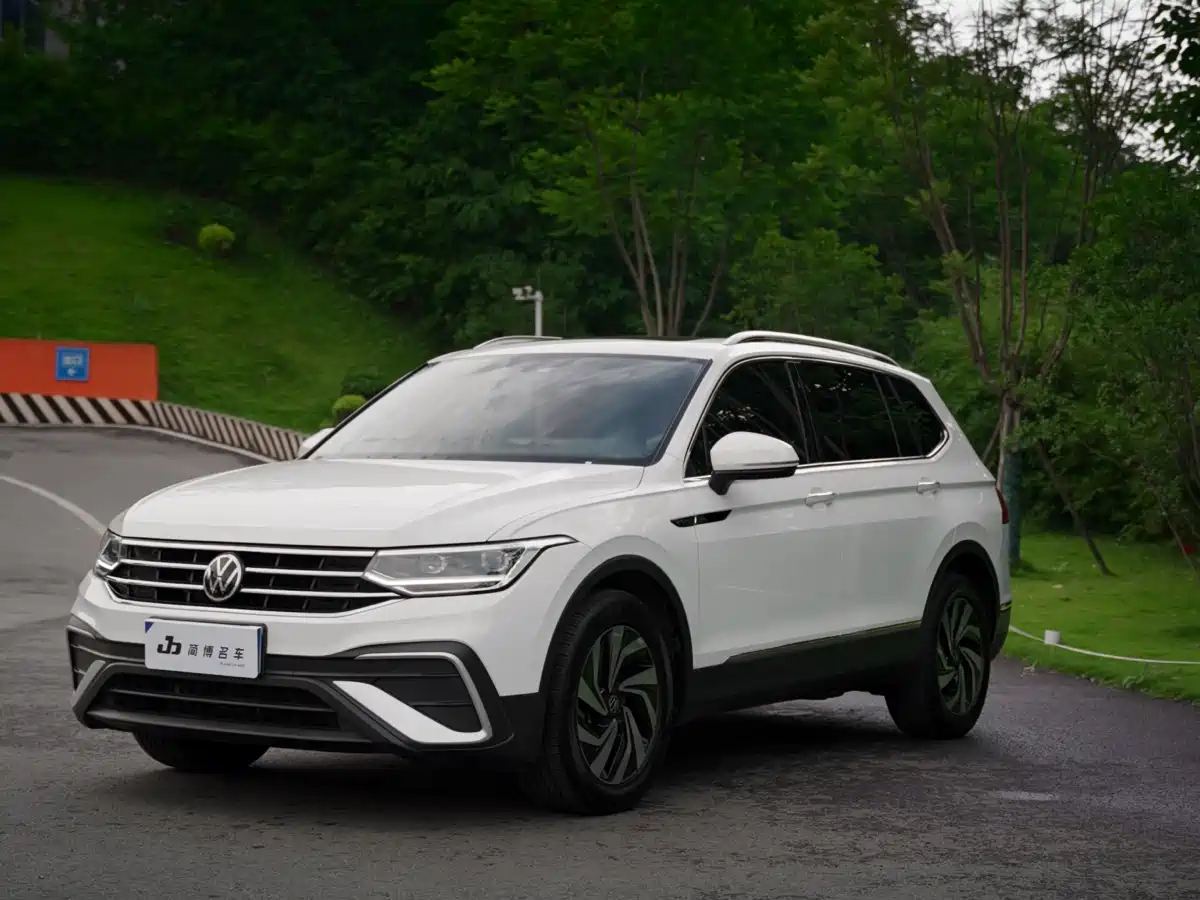 Volkswagen Tiguan L 2022 330TSI Automatic 2WD Smart Edition