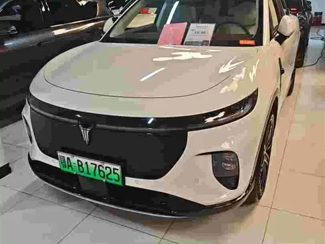 Voyah Auto Voyah Zhiyin 2025 Base