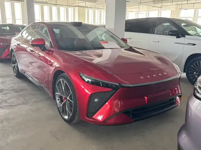 Exeed Exlantix ES 2025 Pure Electric Ultra AWD Flagship Urban Driving Assist