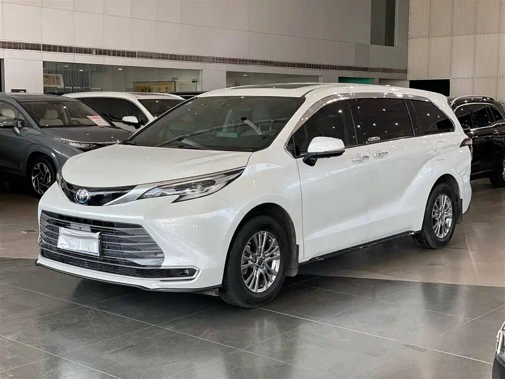 Toyota Sienna 2021 2.5L Hybrid Luxury Edition