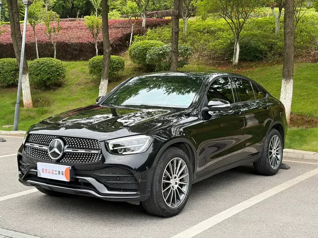 Mercedes-Benz GLC Coupe 2020 GLC 300 4MATIC Coupe SUV