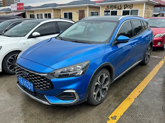 Ford Focus 2021 Shooting Brake EcoBoost 180 Auto Hunter
