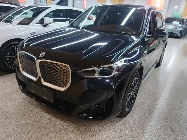 BMW iX1 2025 eDrive25L M Sport Package