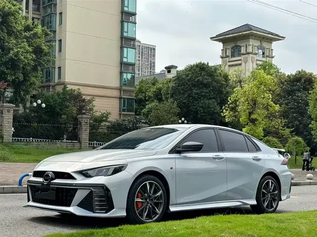 GAC Trumpchi Emkoo 2023 400T Automatic R PRO