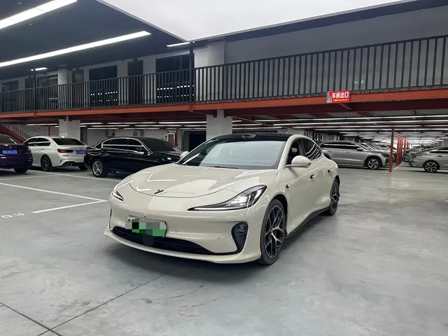 IM Motors IM L6 2024 Max Standard Edition