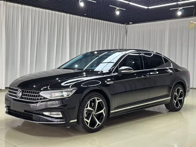 Volkswagen Magotan 2023 Model 2 Million Commemorative Edition 330TSI DSG Luxury
