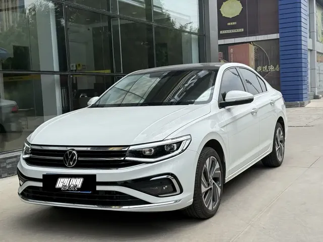 Volkswagen Bora 2025 300TSI DSG Premium Ride Edition