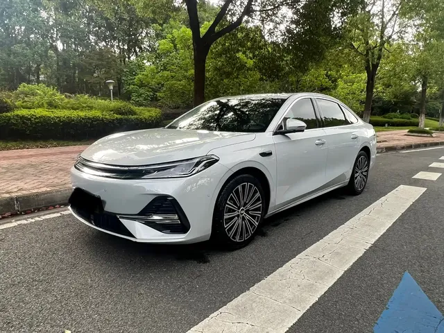 Geely Galaxy A7 2025 EM-i 150km Premium Edition