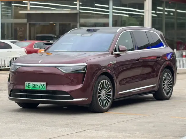 AITO Wenjie AITO M8 2025 Model Extended Range Ultra Edition 53.4kWh 5-Seater