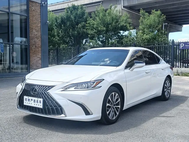 Lexus ES 2022 200 Excellence Edition