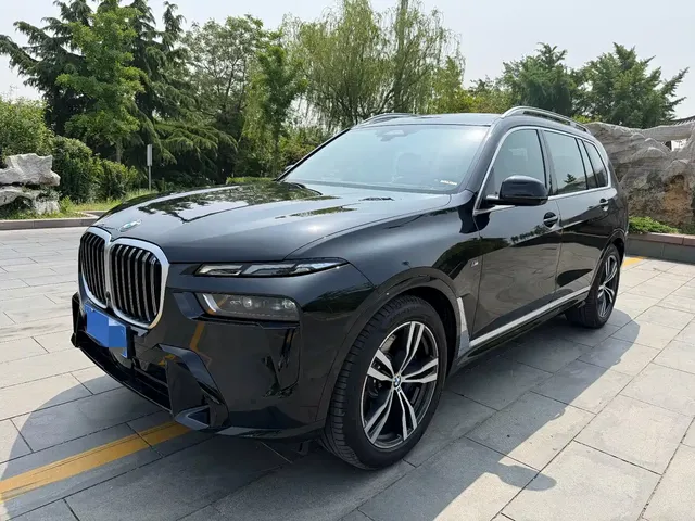 BMW X7 2023 xDrive40i Exclusive M Sport Package
