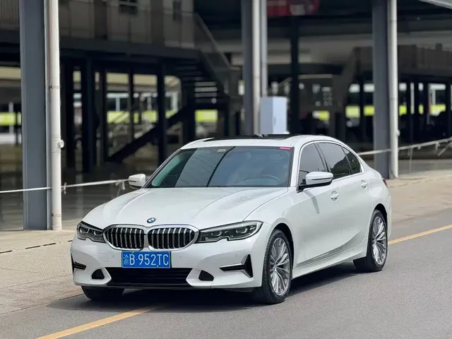 BMW 3 Series 2020 325Li Launch Edition