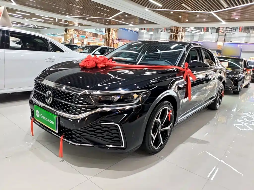 Volkswagen Passat 2024 330TSI Starlight Elite Edition