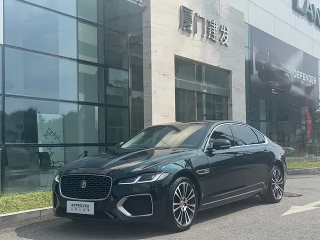 Jaguar XFL 2025 2.0T P250 FWD Luxury Edition