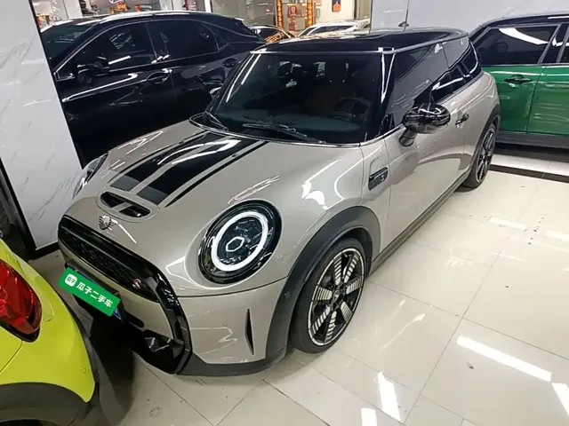 MINI MINI 2025 Model 2.0T COOPER S Artist 5-Door
