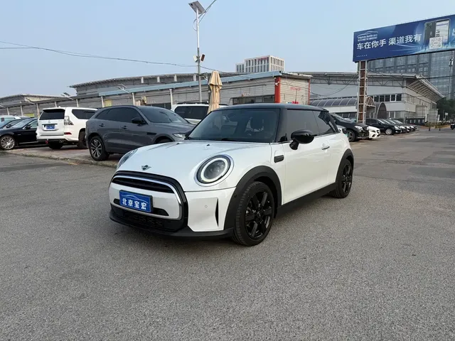 MINI MINI 2023 1.5T COOPER Artist