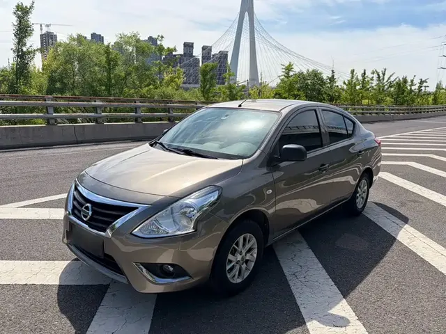 Nissan Sunny 2015 1.5XE CVT Comfort