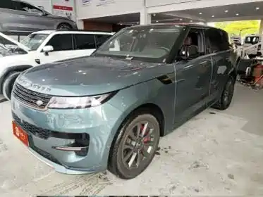 Land Rover Range Rover Sport 2024 400PS Dynamic SE