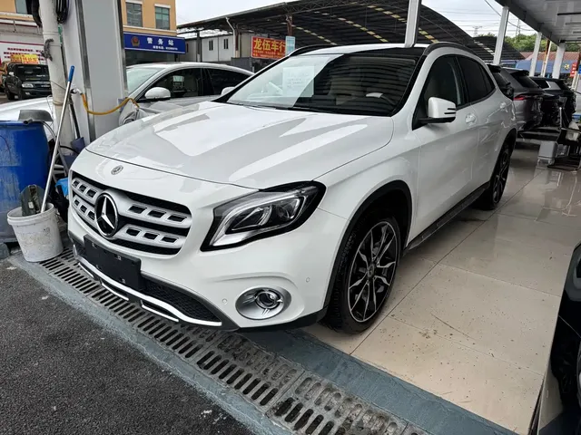 Mercedes-Benz GLA 2017 GLA 220 4MATIC Luxury